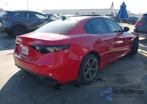 2017 Alfa Romeo Giulia Rwd z USA, uszkodzony, nr VIN ZARFAEBN2H7551780